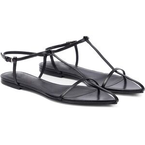 NIB Flat Strappy Sandals in Black